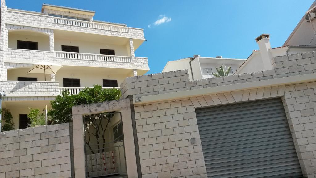 Apartments Huljic Hvar Town Exterior photo